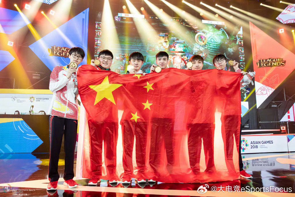 FLY战队S15全球总决赛小组赛展现完美团队配合，巨大经济差距轻取对手